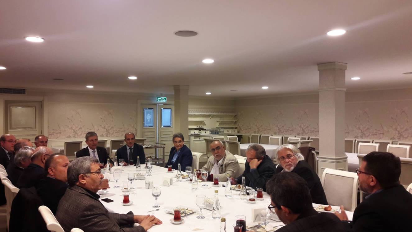 Sağlık Bakanı Dr Ahmet Demircan Erunim Mttb Der yönetim kurulu üyeleri ile İstanbul Florya Sosyal tesislerinde...